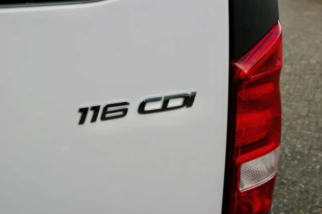 Mercedes-Benz Vito (2024) thumbnail 39