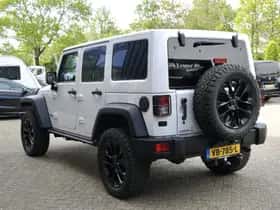 Jeep Wrangler (2013) thumbnail 23