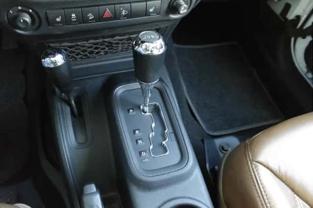 Jeep Wrangler (2013) thumbnail 8