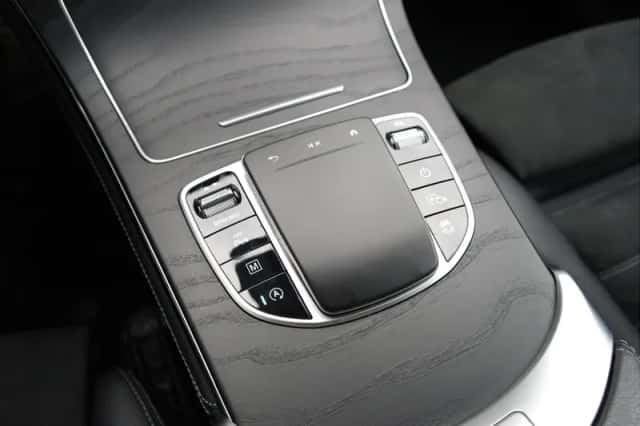 Mercedes-Benz GLC-Klasse (2020) thumbnail 9