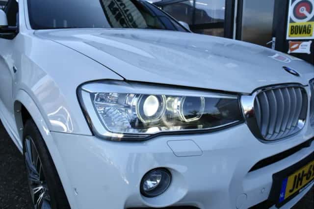 BMW X4 (2016) thumbnail 20
