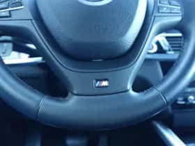 BMW X4 (2016) thumbnail 38