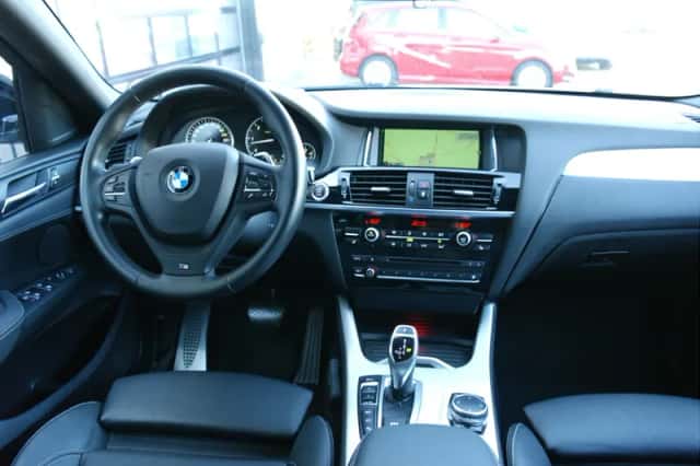 BMW X4 (2016) thumbnail 6
