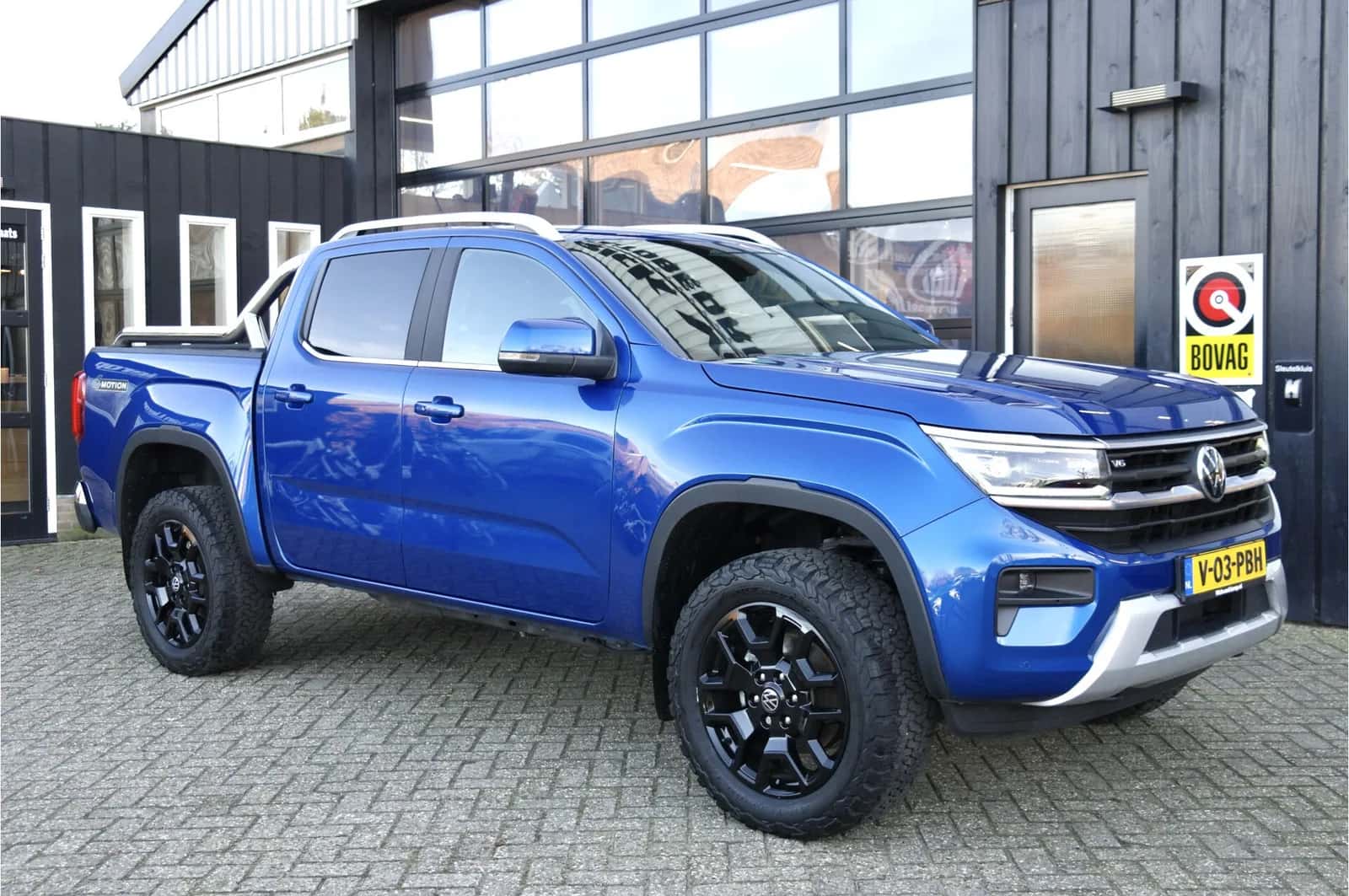 Volkswagen Amarok (2024) — foto 1