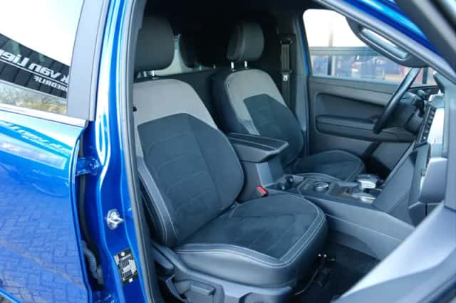 Volkswagen Amarok (2024) thumbnail 2