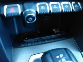 Volkswagen Amarok (2024) thumbnail 38