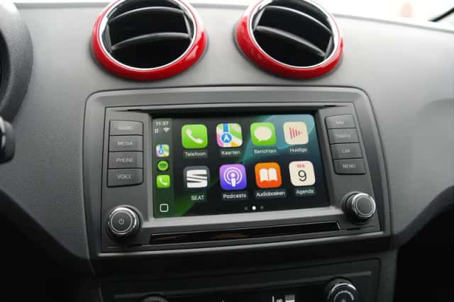 SEAT Ibiza (2017) thumbnail 11