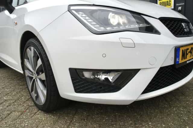 SEAT Ibiza (2017) thumbnail 23