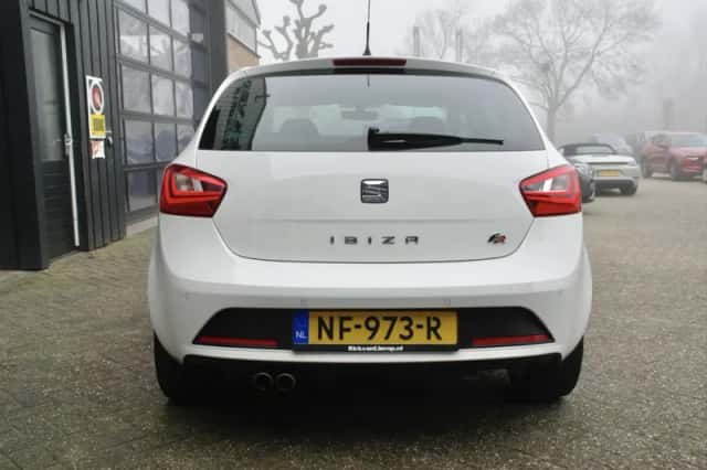 SEAT Ibiza (2017) thumbnail 32