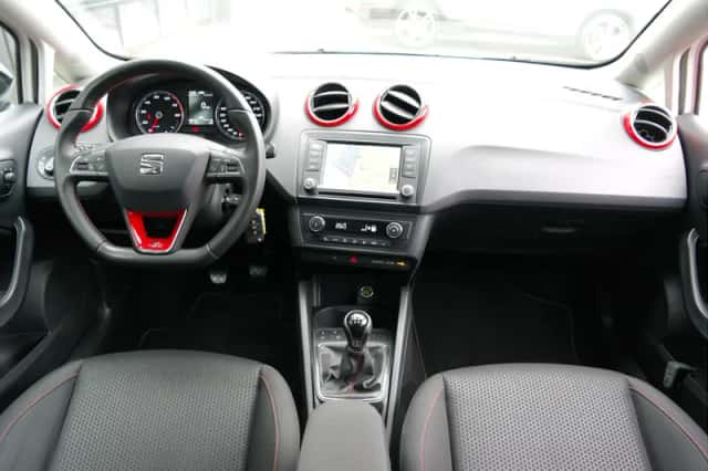 SEAT Ibiza (2017) thumbnail 36
