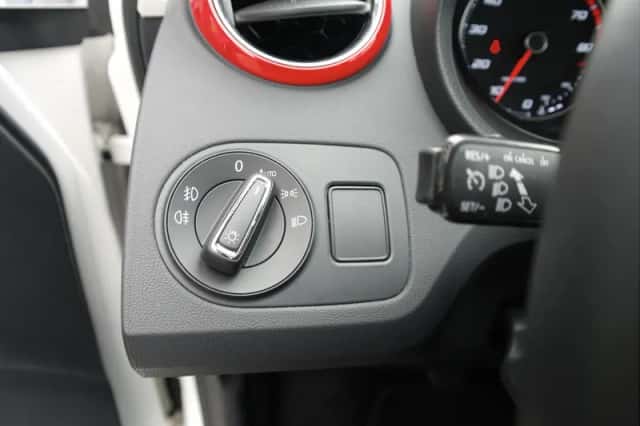 SEAT Ibiza (2017) thumbnail 37