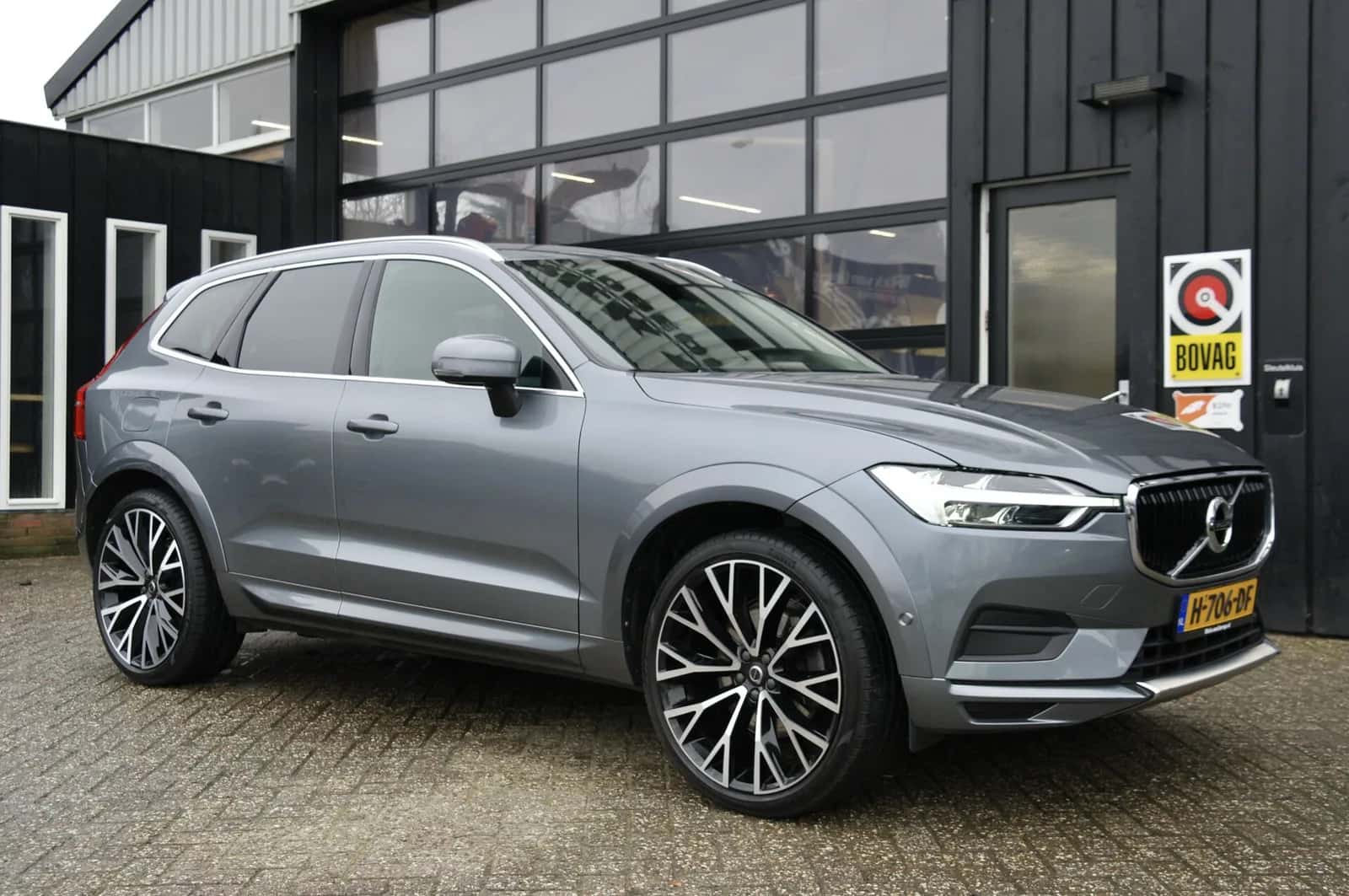 Volvo XC60 (2020) — foto 1