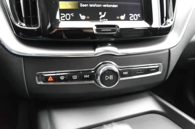 Volvo XC60 (2020) thumbnail 37
