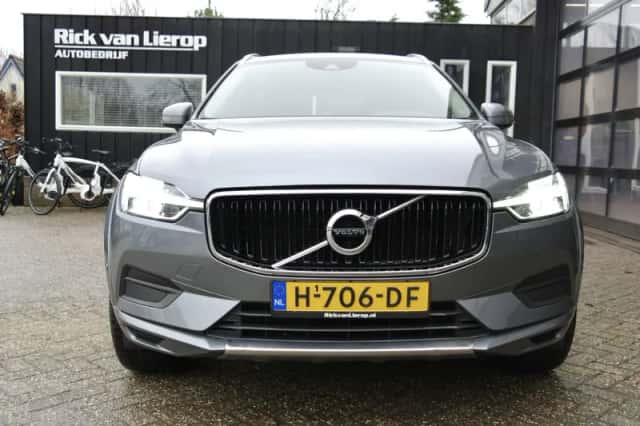 Volvo XC60 (2020) thumbnail 6