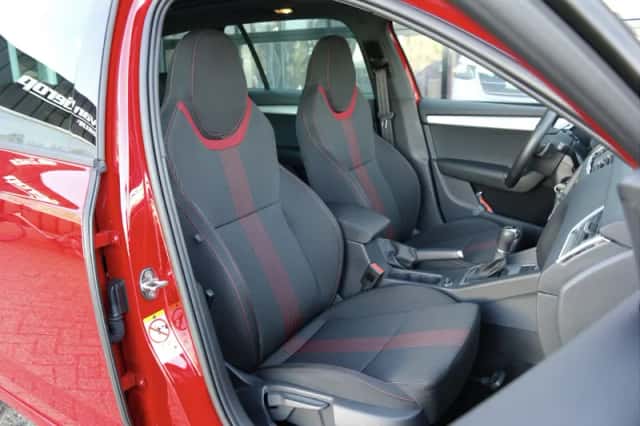Škoda Octavia (2020) thumbnail 2