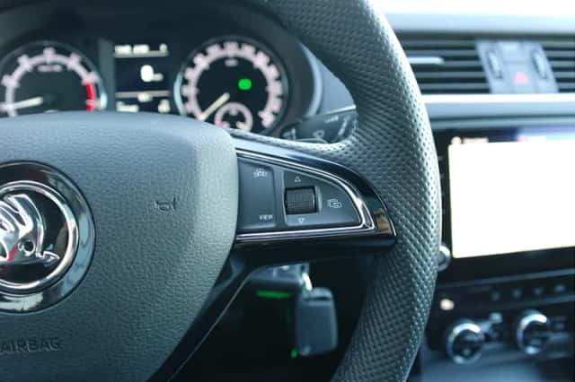 Škoda Octavia (2020) thumbnail 36