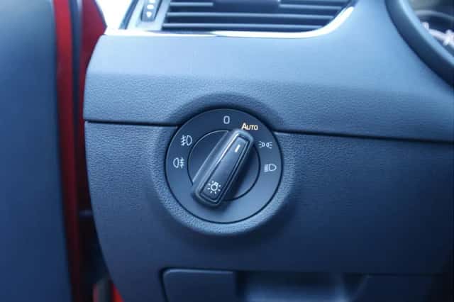 Škoda Octavia (2020) thumbnail 38
