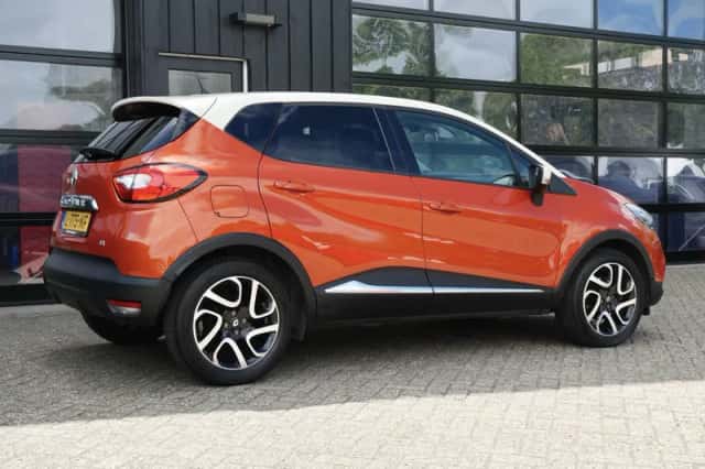 Renault Captur (2015) thumbnail 4
