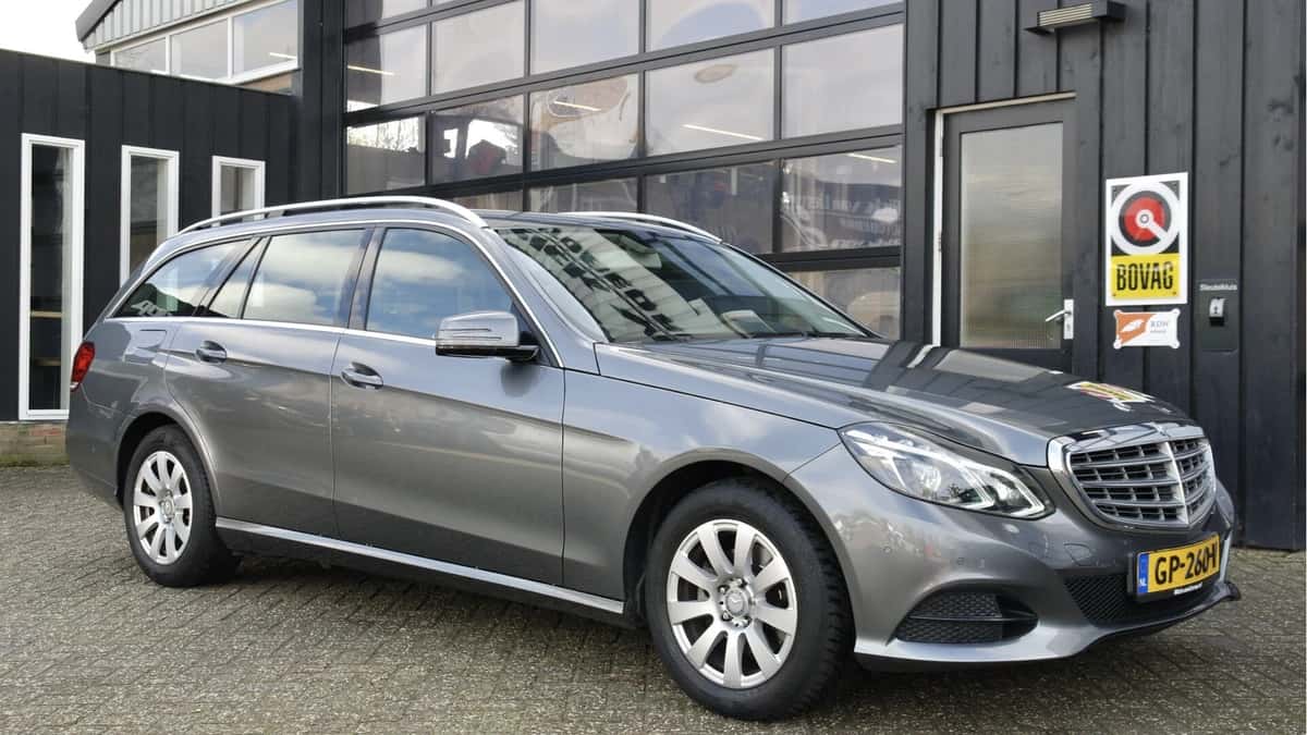 Mercedes-Benz E-Klasse — foto 1