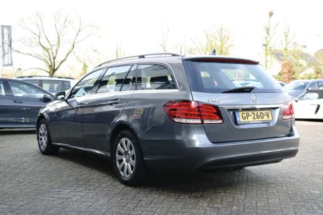 Mercedes-Benz E-Klasse (2015) thumbnail 22