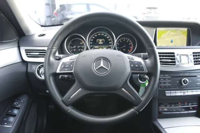 Mercedes-Benz E-Klasse (2015) thumbnail 31