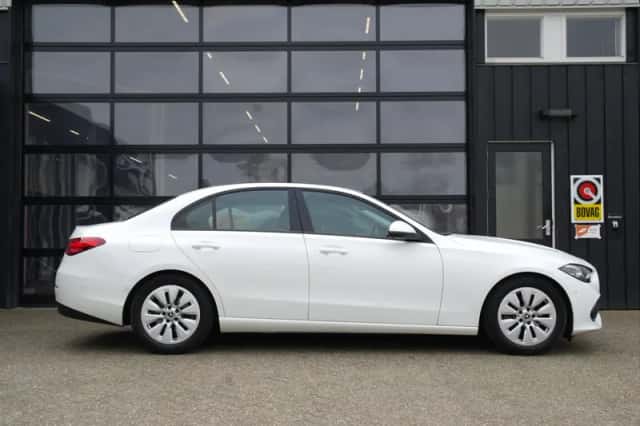 Mercedes-Benz C-Klasse (2022) thumbnail 2