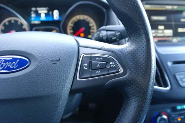 Ford Focus (2015) thumbnail 17