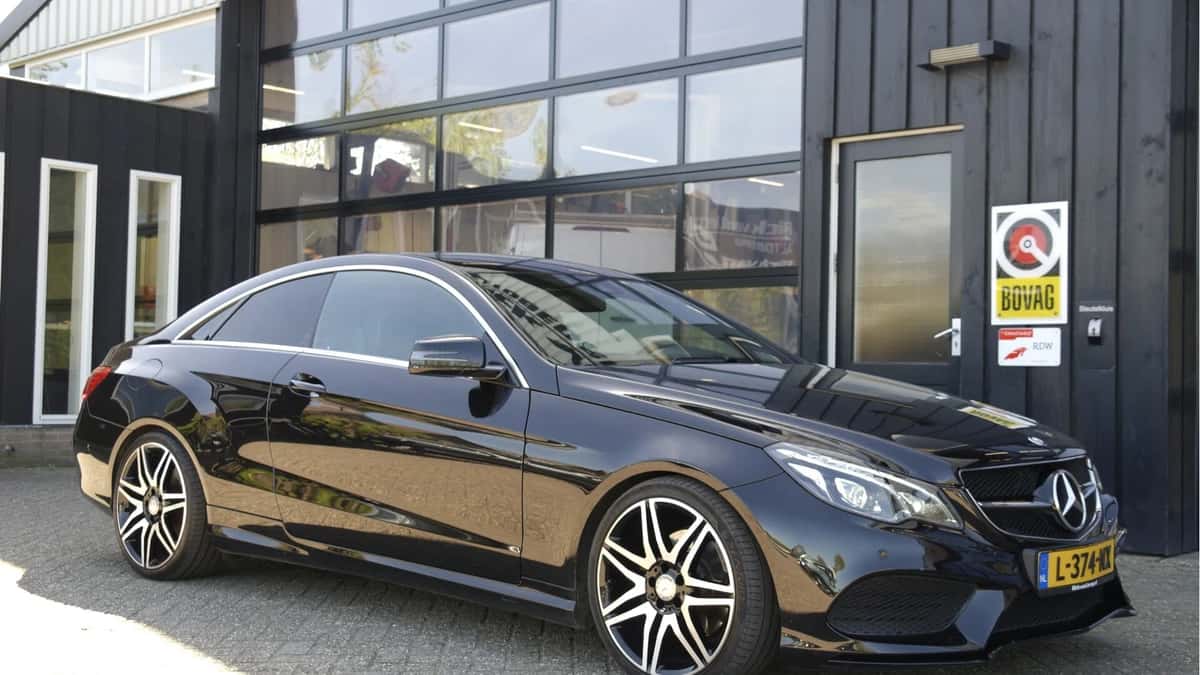 Mercedes-Benz E-Klasse (2016) — foto 1