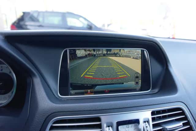 Mercedes-Benz E-Klasse (2016) thumbnail 14