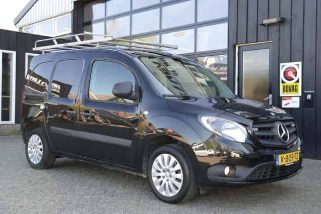 Mercedes-Benz Citan (2018) thumbnail 1