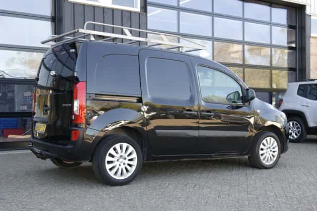 Mercedes-Benz Citan (2018) thumbnail 4