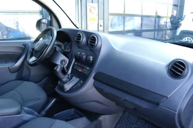 Mercedes-Benz Citan (2018) thumbnail 5