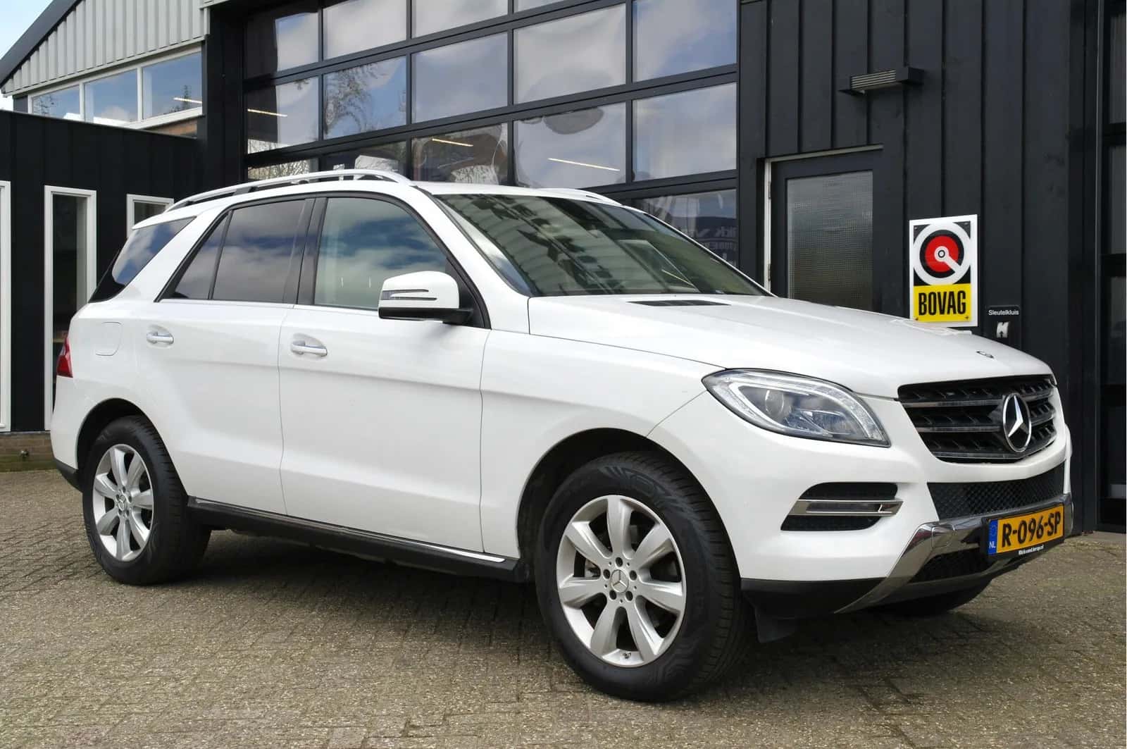 Mercedes-Benz ML-Klasse (2015) — foto 1