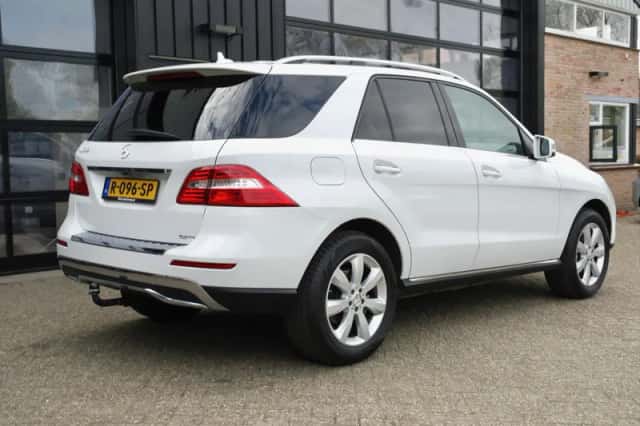 Mercedes-Benz ML-Klasse (2015) thumbnail 5