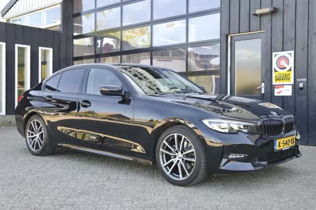 BMW 3-Serie (2019) thumbnail 1