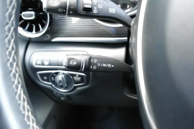Mercedes-Benz EQV (2021) thumbnail 18