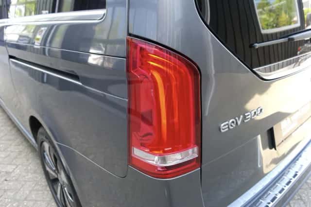 Mercedes-Benz EQV (2021) thumbnail 23