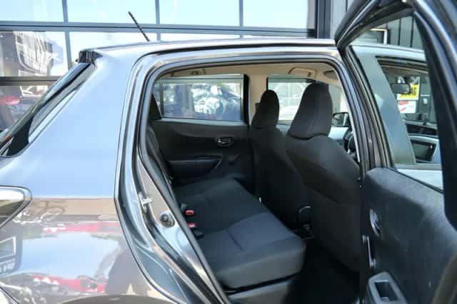 Toyota Yaris (2013) thumbnail 24