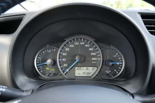 Toyota Yaris (2013) thumbnail 7