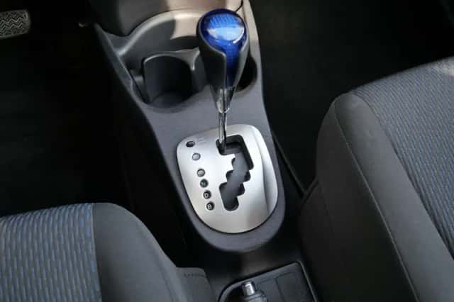 Toyota Yaris (2013) thumbnail 8