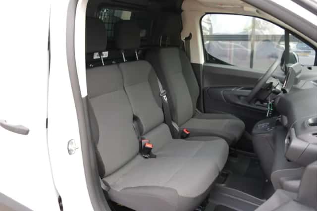Toyota Proace (2025) thumbnail 2