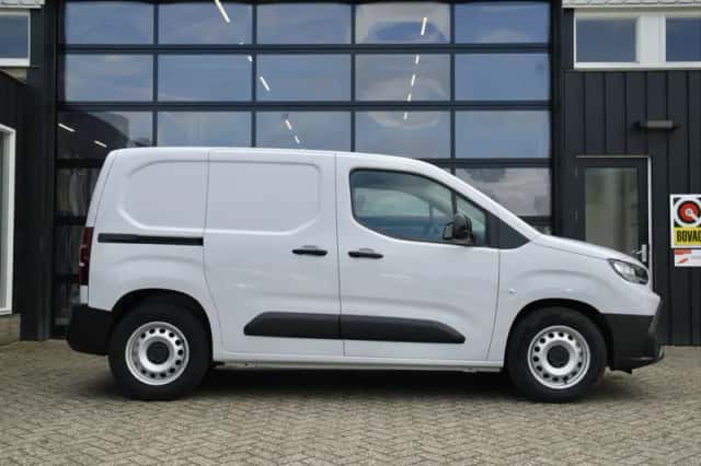 Toyota Proace (2025) thumbnail 4