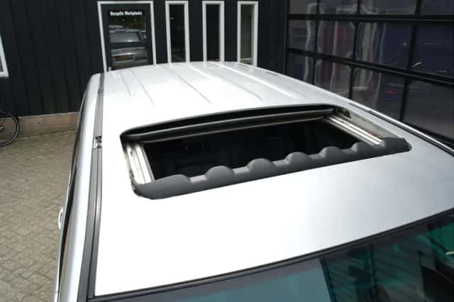 Toyota Land Cruiser (2004) thumbnail 16