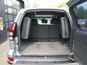 Toyota Land Cruiser (2004) thumbnail 17
