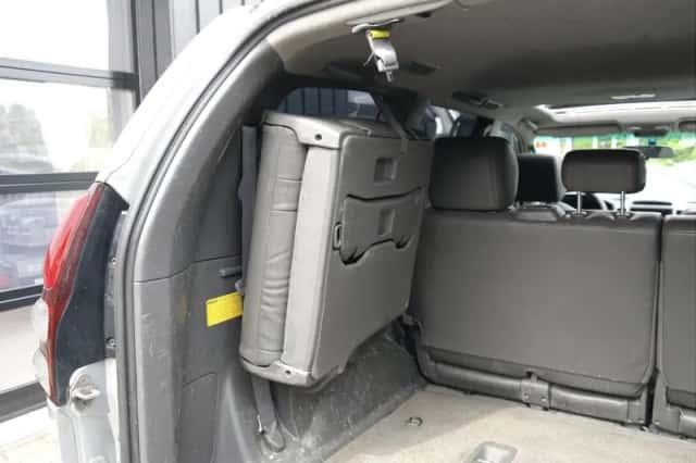 Toyota Land Cruiser (2004) thumbnail 18