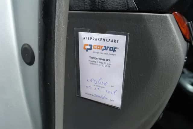 Toyota Land Cruiser (2004) thumbnail 36