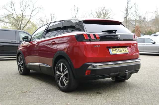 Peugeot 3008 (2016) thumbnail 23