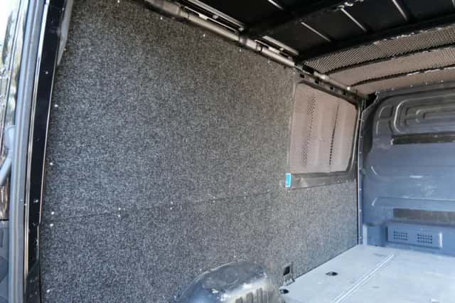 Mercedes-Benz Sprinter (2021) thumbnail 29