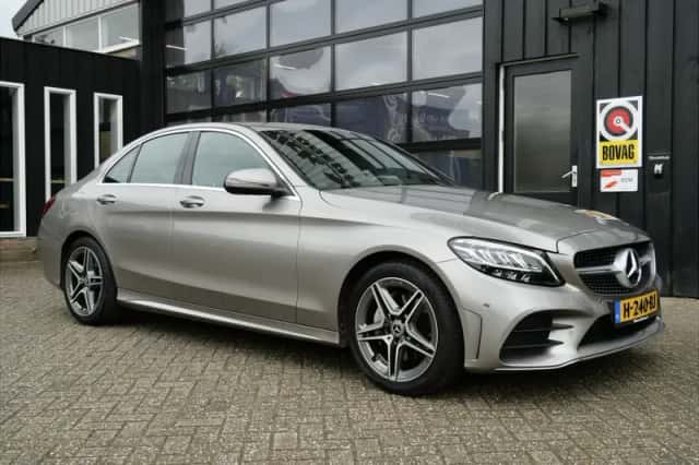 Mercedes-Benz C-Klasse (2020) thumbnail 1