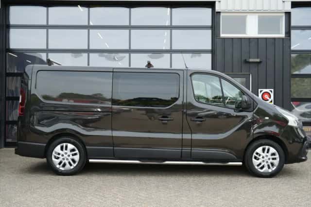 Renault Trafic (2018) thumbnail 4